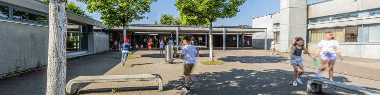 Pausenplatz Hugenfeld