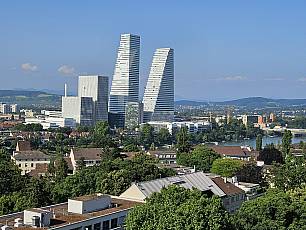 Aussicht auf Rochetürme vom Helvetia Tower aus