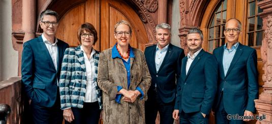 Roger Erdin (Stadtschreiber), Susanna Schlittler, Claudia Rohrer (Stadtpräsidentin), Benjamin Steiger (Vize-Stadtpräisdent), Joël Lässer Dominik Burkhardt